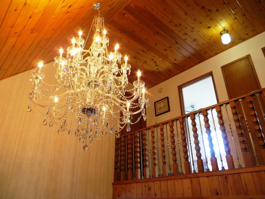 Wild Rose Bed & Breakfast แซสเกอทูน ภายนอก รูปภาพ